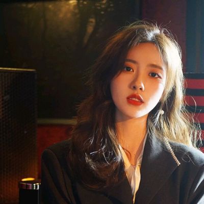 健身女神太过豪放引争议