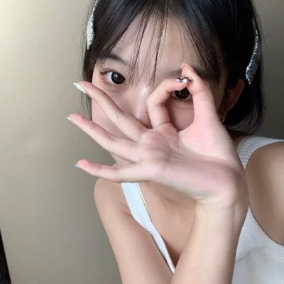 内塔尼亚胡妻子诉苦：就因为是总理的孩子，我家孩子遭受了打骂