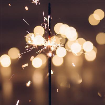 特斯拉机器人有望在今夏启动生产 机器人板块迎重要催化