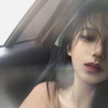 巩俐30年前旧照曝光 清纯甜美气质出众