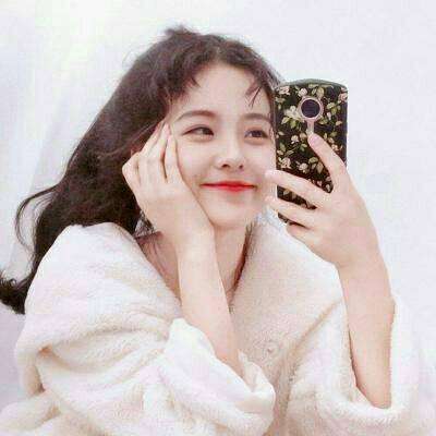 美国银行恢复了对甲骨文公司的评级，给予“买入”评级和200美元的目标价。